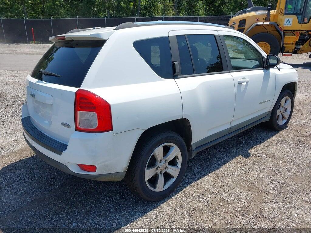 1J4NF1FB5BD250620 2011 JEEP COMPASS photo no. 4