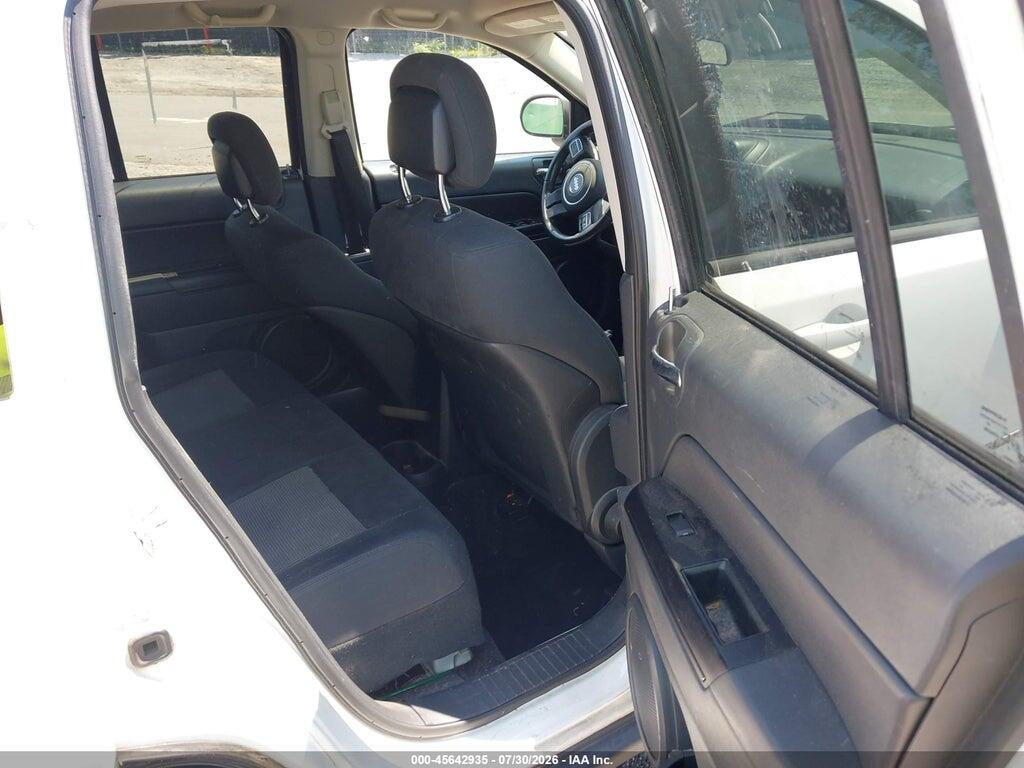 1J4NF1FB5BD250620 2011 JEEP COMPASS photo no. 8