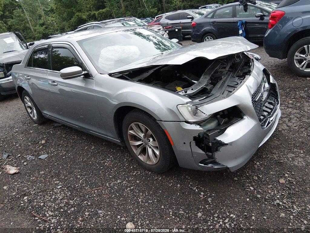 2C3CCAAG3FH921319 2015 CHRYSLER 300 photo no. 1