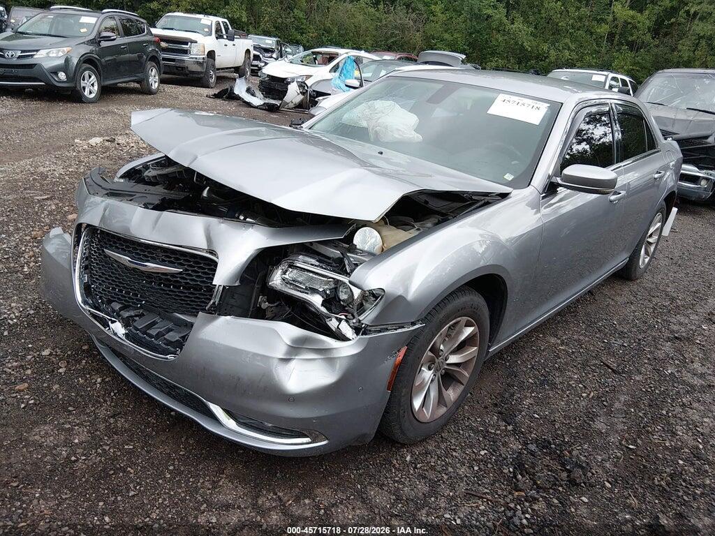 2C3CCAAG3FH921319 2015 CHRYSLER 300 photo no. 2