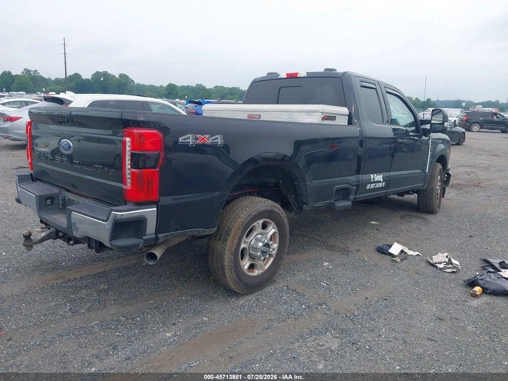 1FT8X3BN1SEC22707 2025 FORD F-350 photo no. 4