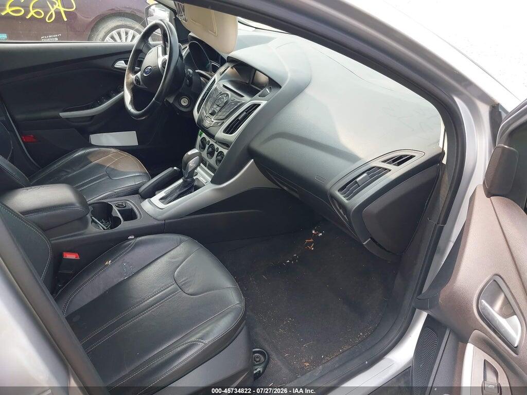 1FADP3K22EL420030 2014 FORD FOCUS photo no. 5