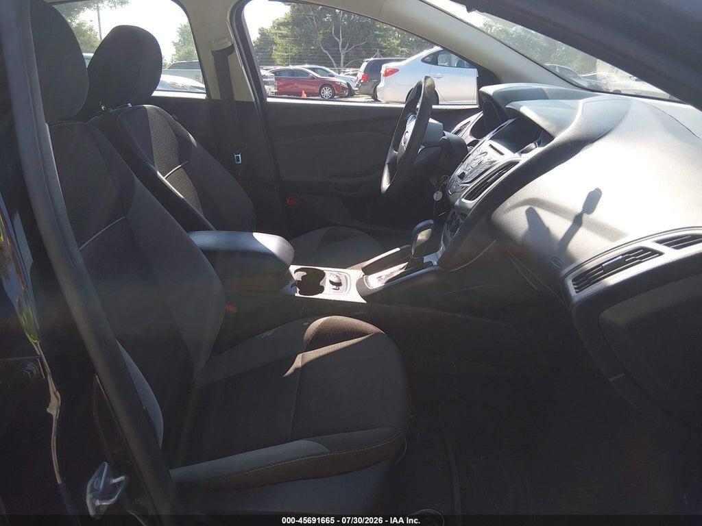 1FADP3K26EL199855 2014 FORD FOCUS photo no. 4