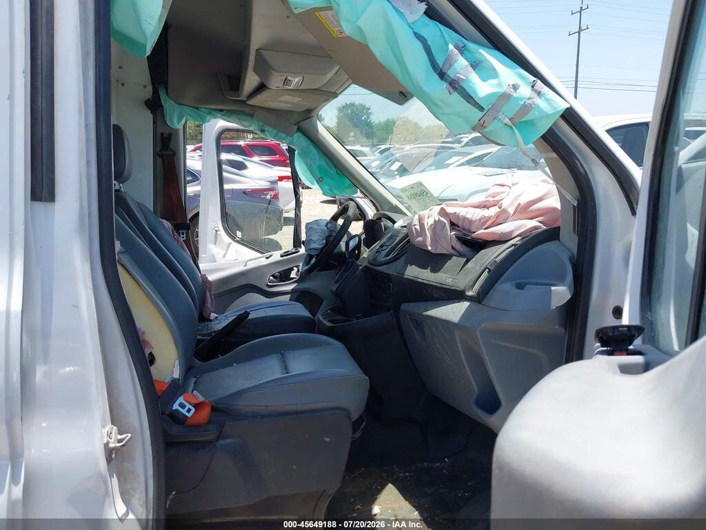 1FTYE2CM8KKB61847 2019 FORD TRANSIT-150 photo no. 5