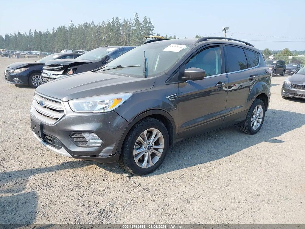 1FMCU9GD3JUC90867 2018 FORD ESCAPE photo no. 2