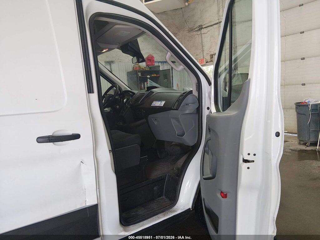 1FTBW2XM4KKB28566 2019 FORD TRANSIT-350 photo no. 5