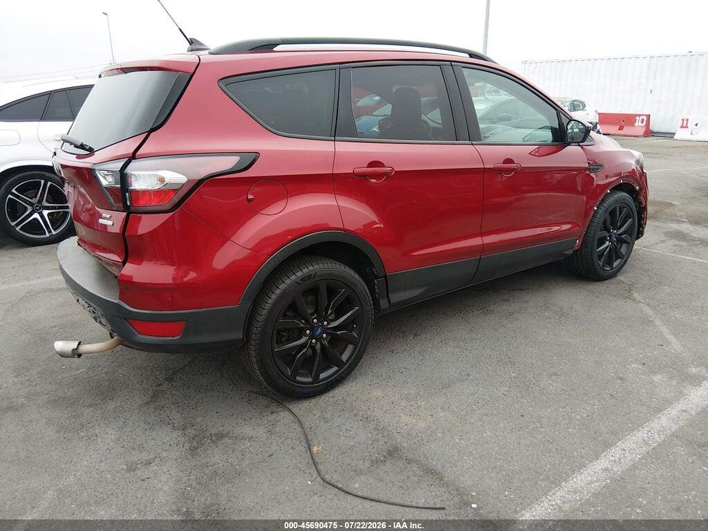 1FMCU0GD4JUC70820 2018 FORD ESCAPE photo no. 4