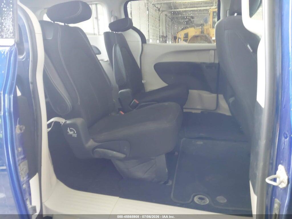 2C4RC1CG9MR577618 2021 CHRYSLER VOYAGER photo no. 8