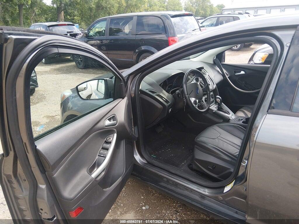 1FADP3K27EL348239 2014 FORD FOCUS photo no. 5