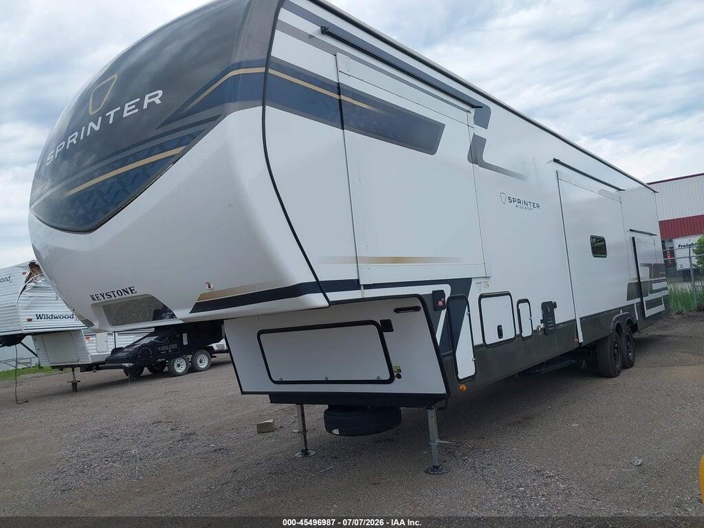 4YDFSTU25T4530508 2026 KEYSTONE RV SPRINTER 3920DSL 5TH WHL TRAVEL TRAILER photo no. 2