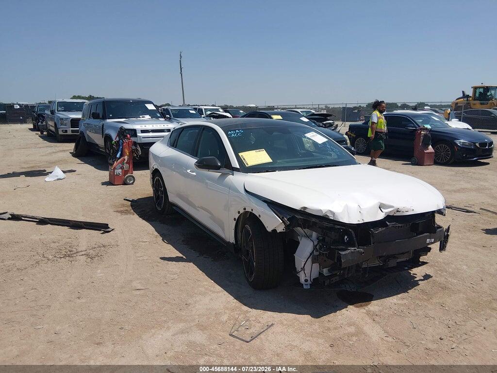 3KPFW4DE2TE269148 2026 KIA K4 photo no. 1