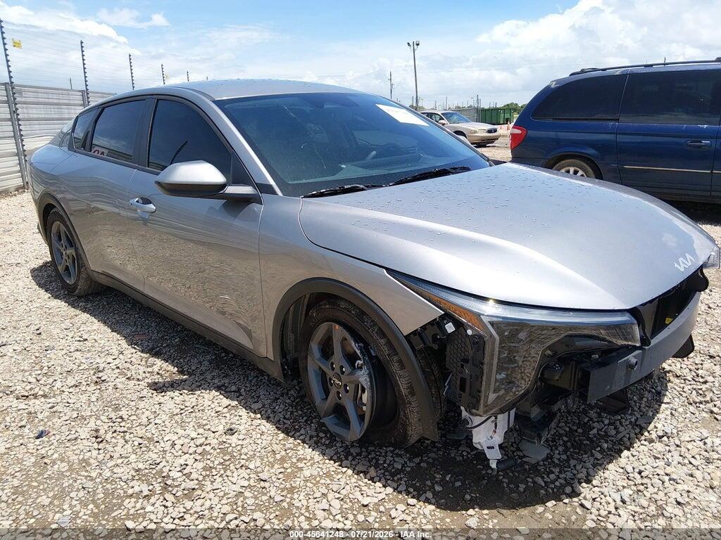 3KPFT4DE6TE296930 2026 KIA K4 photo no. 1