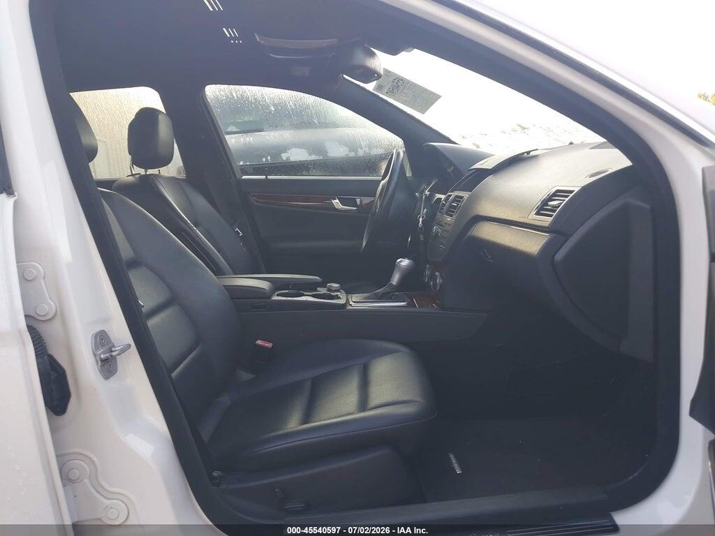 WDDGF5EB3AR121967 2010 MERCEDES-BENZ C 300 photo no. 5