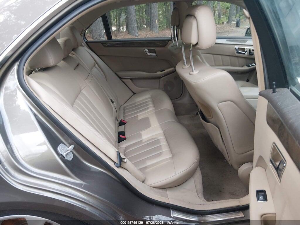 WDDHF9AB3AA146738 2010 MERCEDES-BENZ E 550 photo no. 8