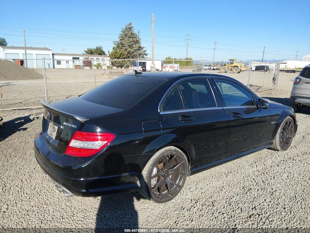 WDDGF7HB1AF366324 2010 MERCEDES-BENZ C 63 AMG photo no. 4