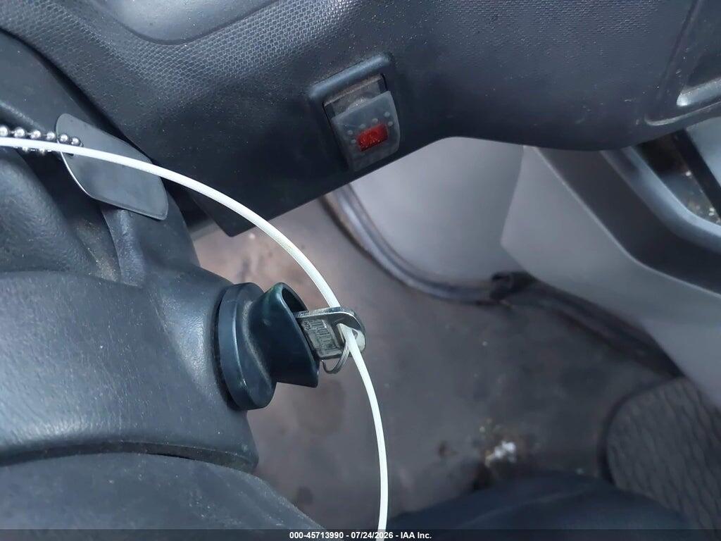 1FTNE1EL8CDA81889 2012 FORD E-150 photo no. 11