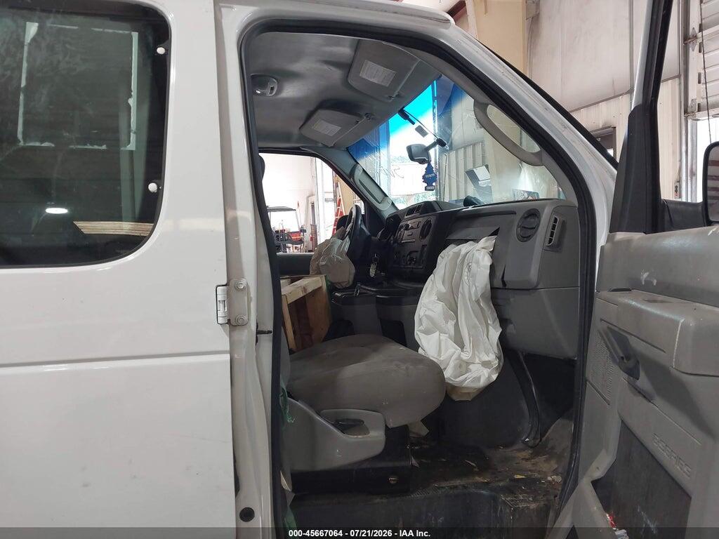 1FTNE2EW0CDB05361 2012 FORD E-250 photo no. 5