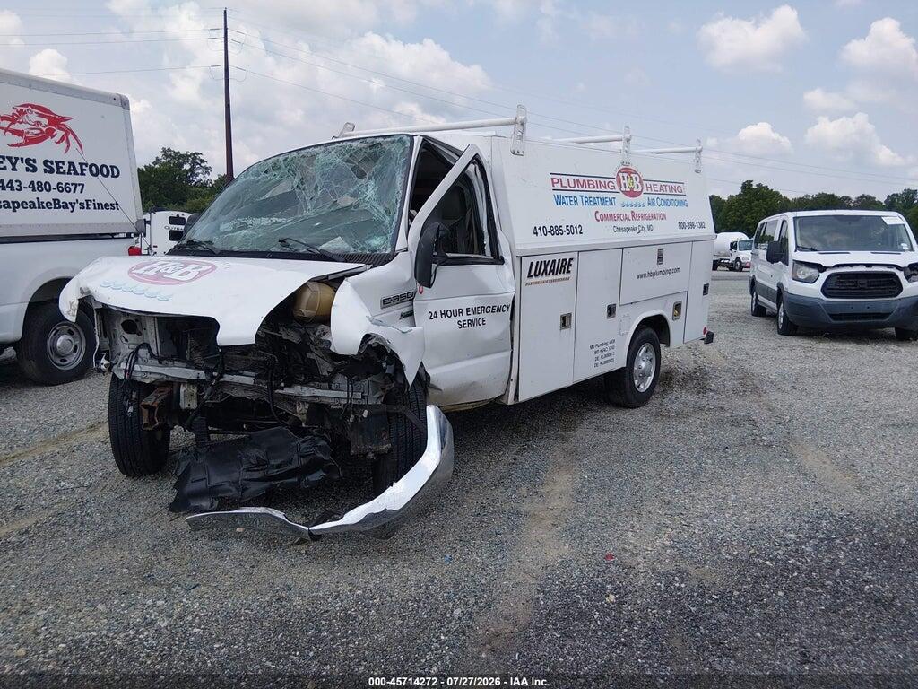 1FDSE3FL4CDA18815 2012 FORD E-350 CUTAWAY photo no. 2