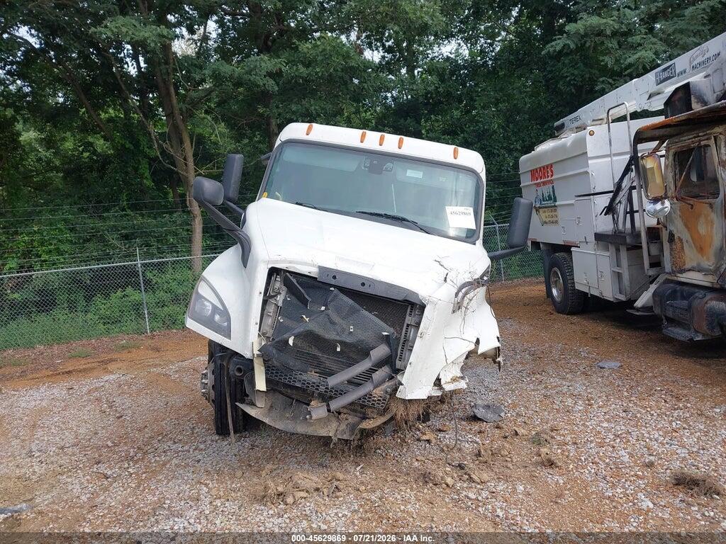 3AKJHTDV2SSVP9110 2025 FREIGHTLINER NEW CASCADIA 116 photo no. 12
