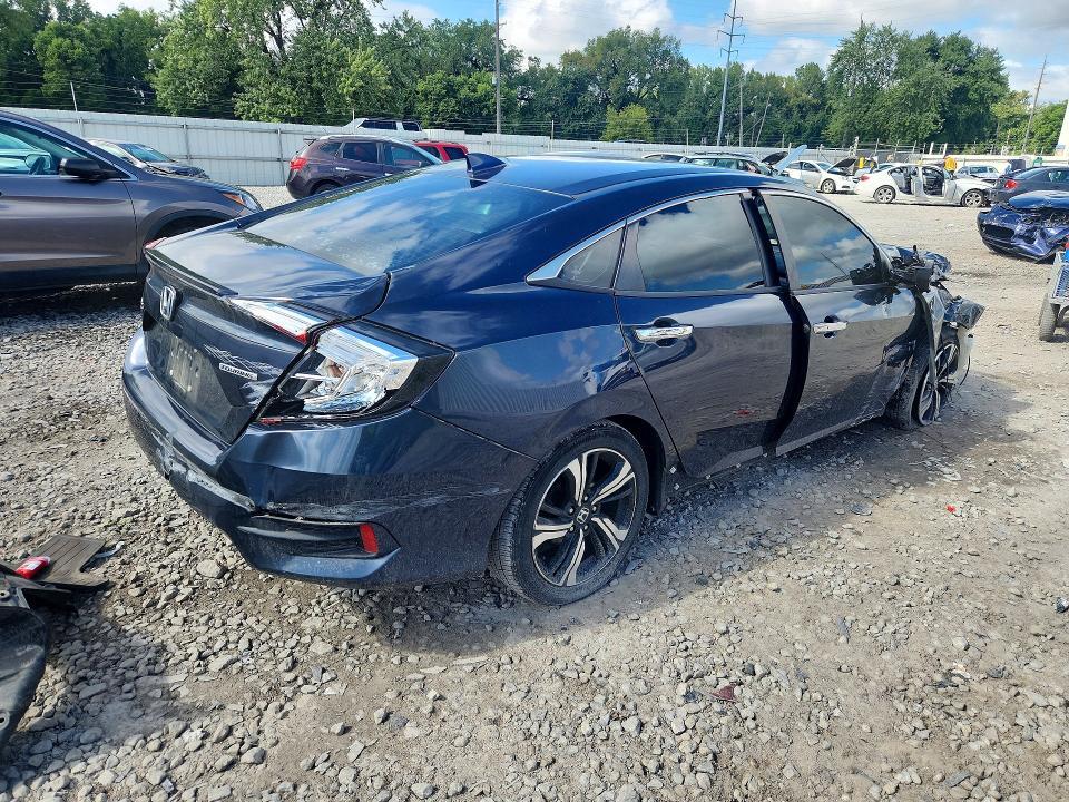 2017 HONDA CIVIC TOURING — Фото 3 из 13