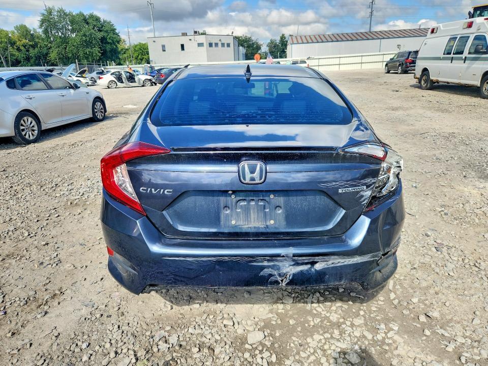 2017 HONDA CIVIC TOURING — Фото 6 из 13