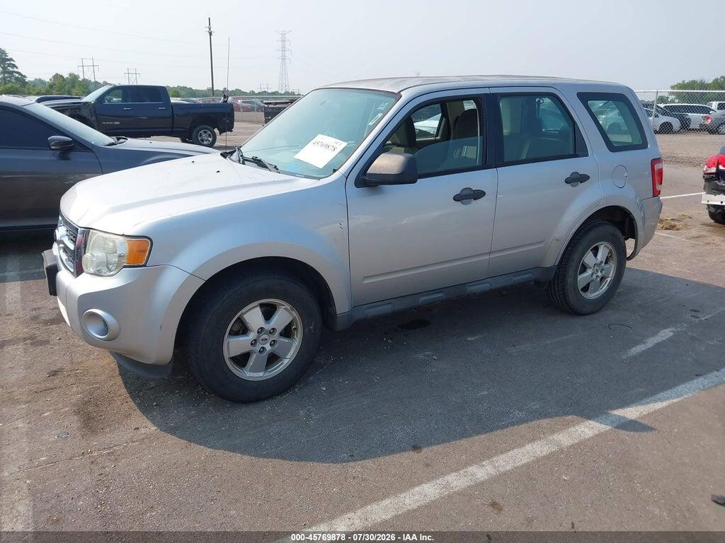 1FMCU0C7XCKC08529 2012 FORD ESCAPE photo no. 2