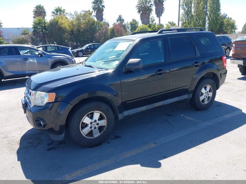1FMCU9D78CKB18718 2012 FORD ESCAPE photo no. 2