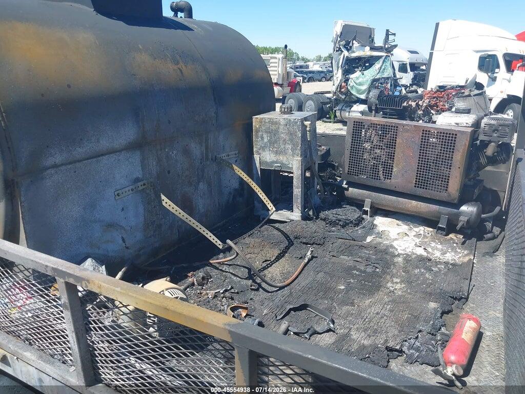 1HTKHPVK5RH788568 2024 CHEVROLET SILVERADO 6500HD photo no. 12