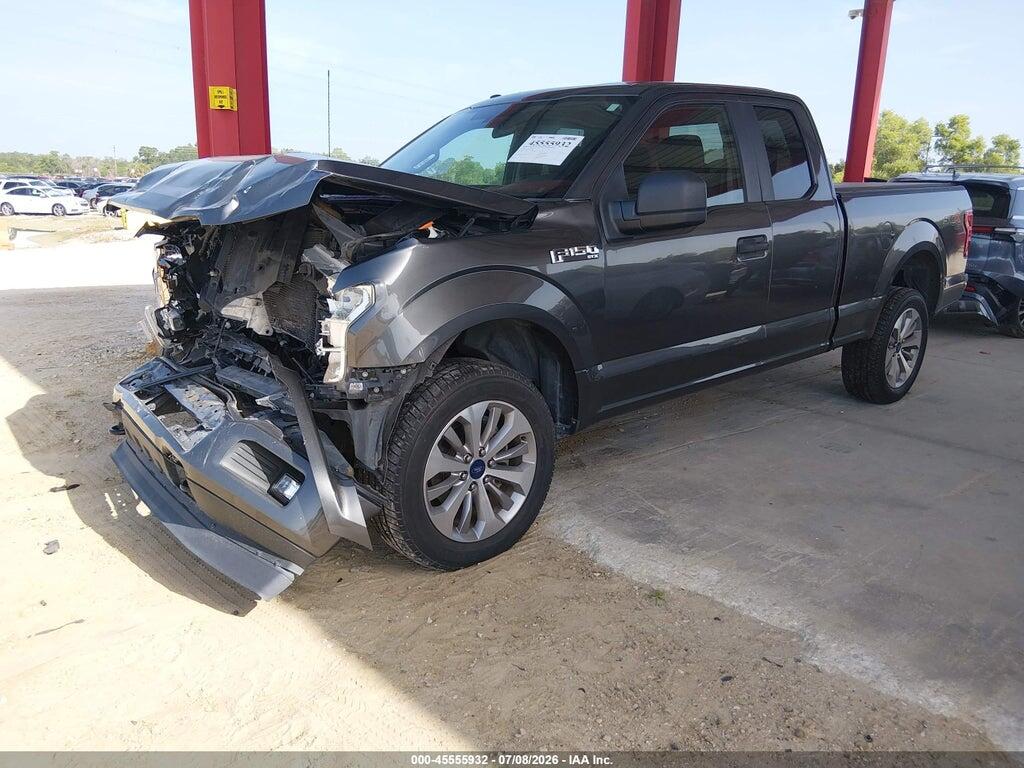 1FTFX1E53JFC28055 2018 FORD F-150 photo no. 2