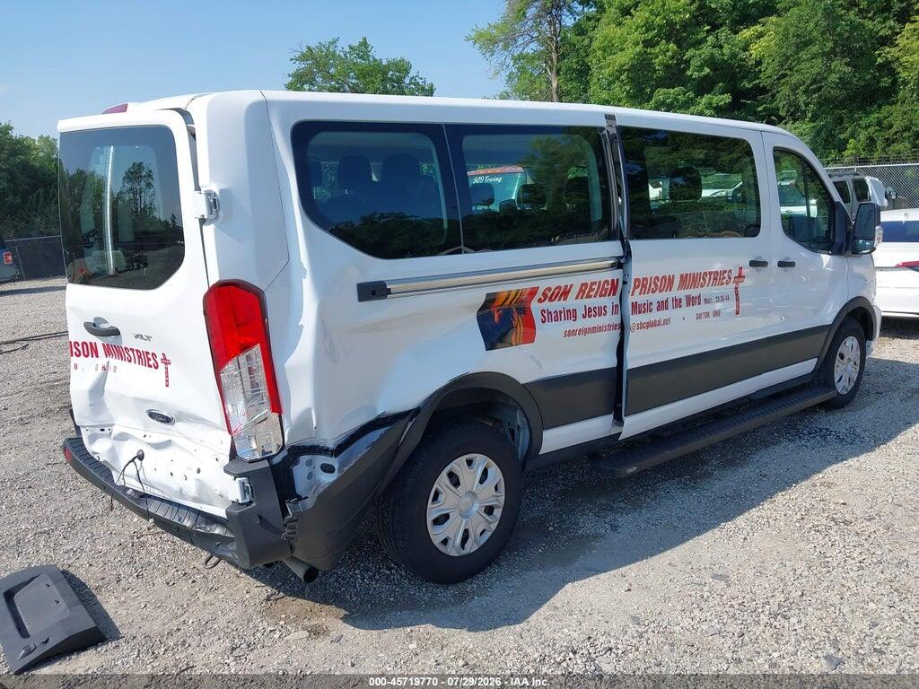 1FBAX2Y81PKA94639 2023 FORD TRANSIT-350 PASSENGER VAN photo no. 4