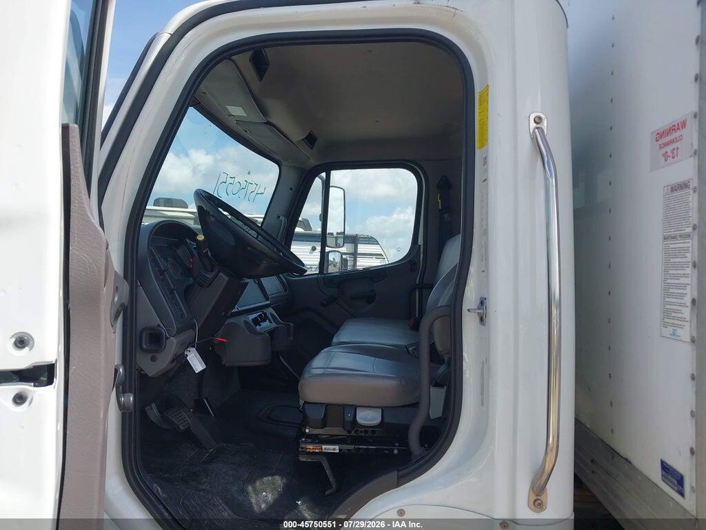 3ALACWFC2PDUH9488 2023 FREIGHTLINER M2 106 photo no. 7