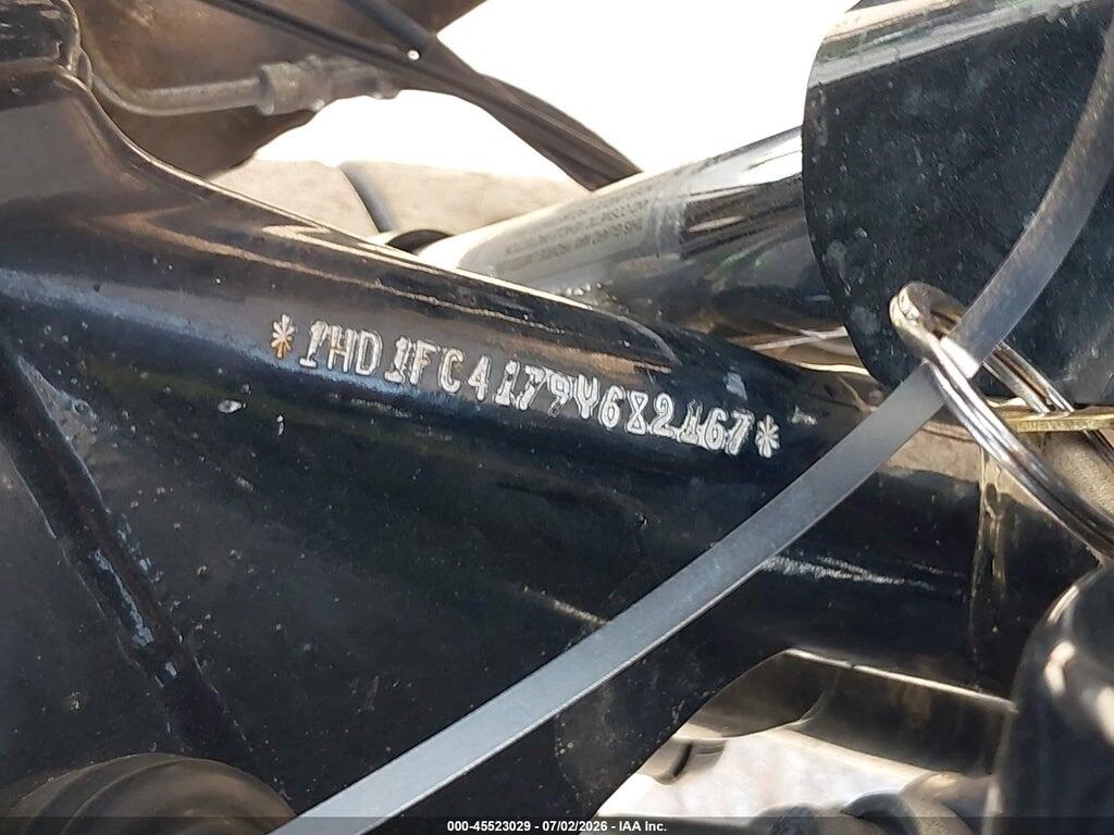 1HD1FC4179Y682167 2009 HARLEY-DAVIDSON FLHTCU photo no. 10