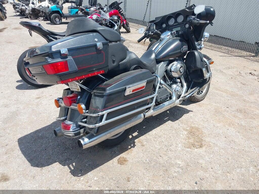 1HD1FC4179Y682167 2009 HARLEY-DAVIDSON FLHTCU photo no. 4