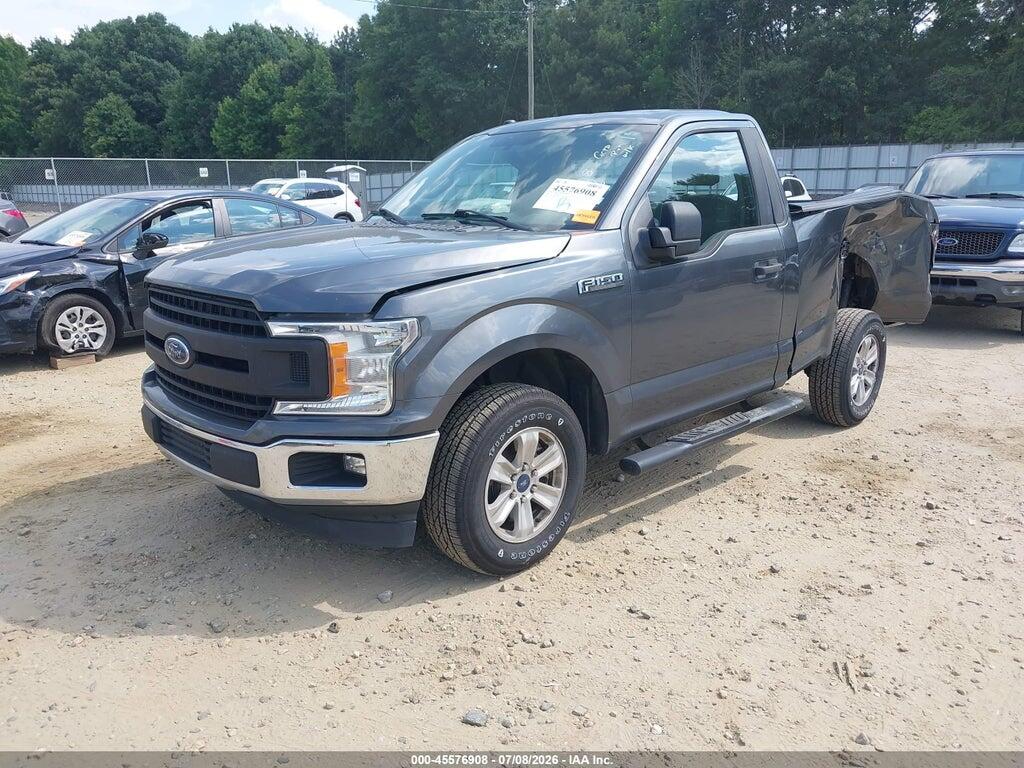 1FTMF1CB8JFB38208 2018 FORD F-150 photo no. 2