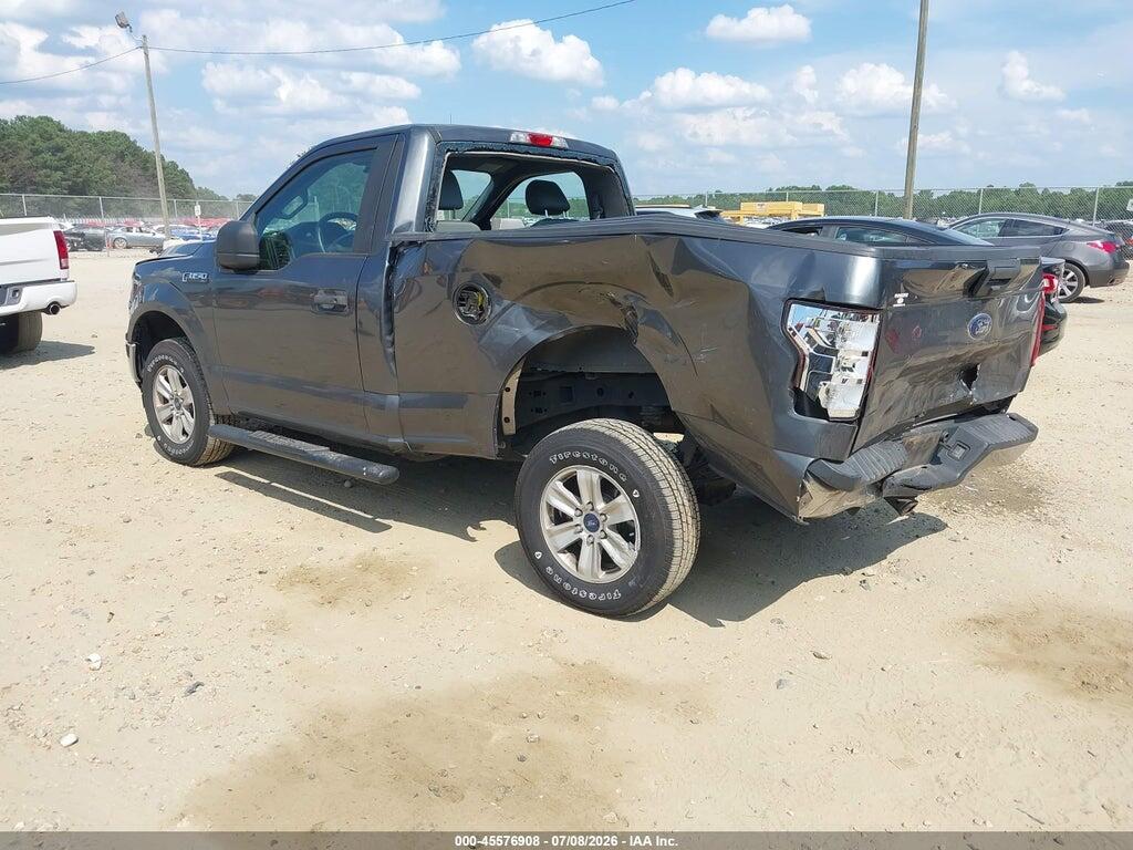 1FTMF1CB8JFB38208 2018 FORD F-150 photo no. 3