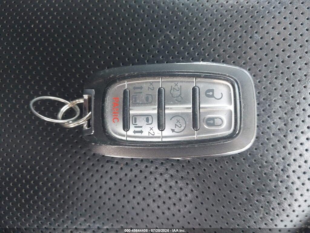 2C4RC1GG2LR109304 2020 CHRYSLER PACIFICA photo no. 11