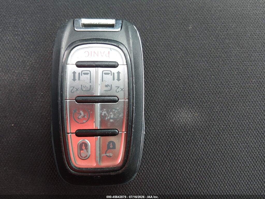 2C4RC1FG2LR229380 2020 CHRYSLER PACIFICA photo no. 11