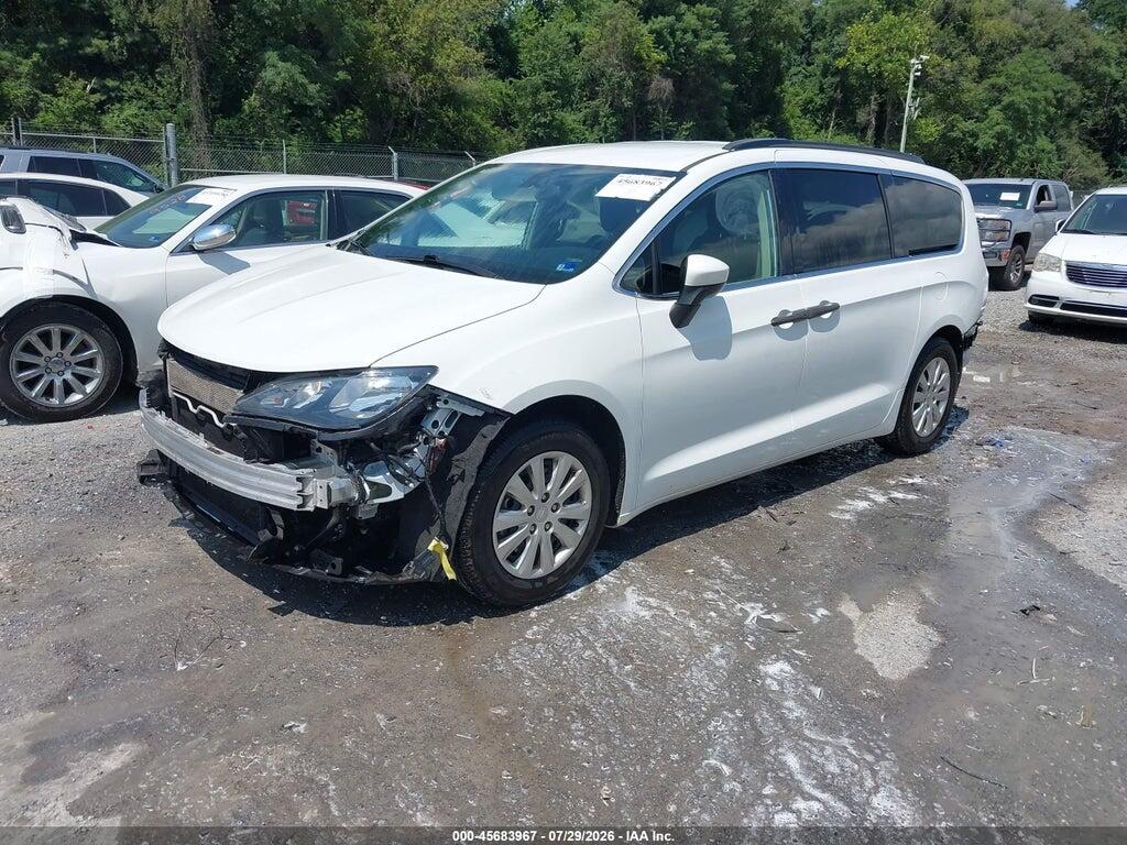 2C4RC1AG2LR146247 2020 CHRYSLER VOYAGER photo no. 2