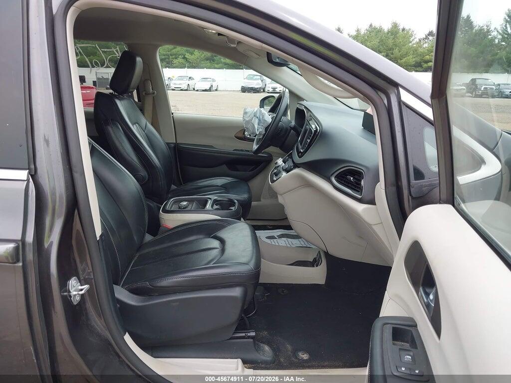 2C4RC1DG7LR168403 2020 CHRYSLER VOYAGER photo no. 5