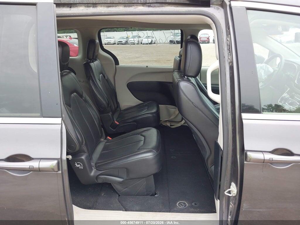 2C4RC1DG7LR168403 2020 CHRYSLER VOYAGER photo no. 8
