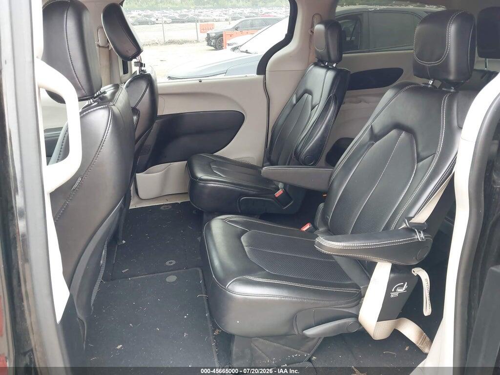 2C4RC1DG0LR148302 2020 CHRYSLER VOYAGER photo no. 8