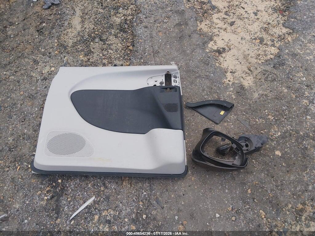 2C4RC1DG3LR156989 2020 CHRYSLER VOYAGER photo no. 12