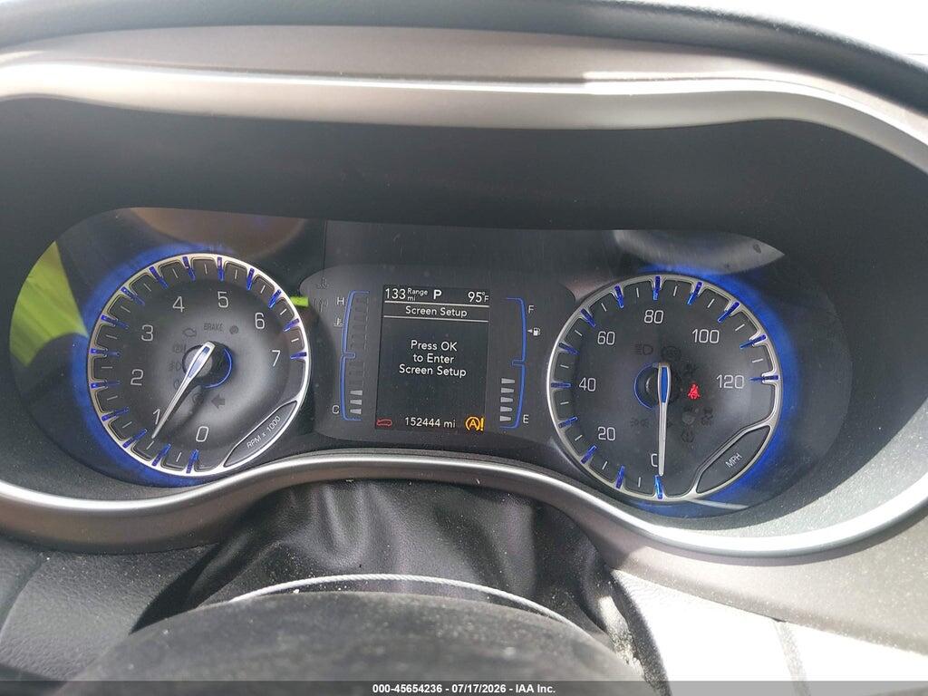 2C4RC1DG3LR156989 2020 CHRYSLER VOYAGER photo no. 7