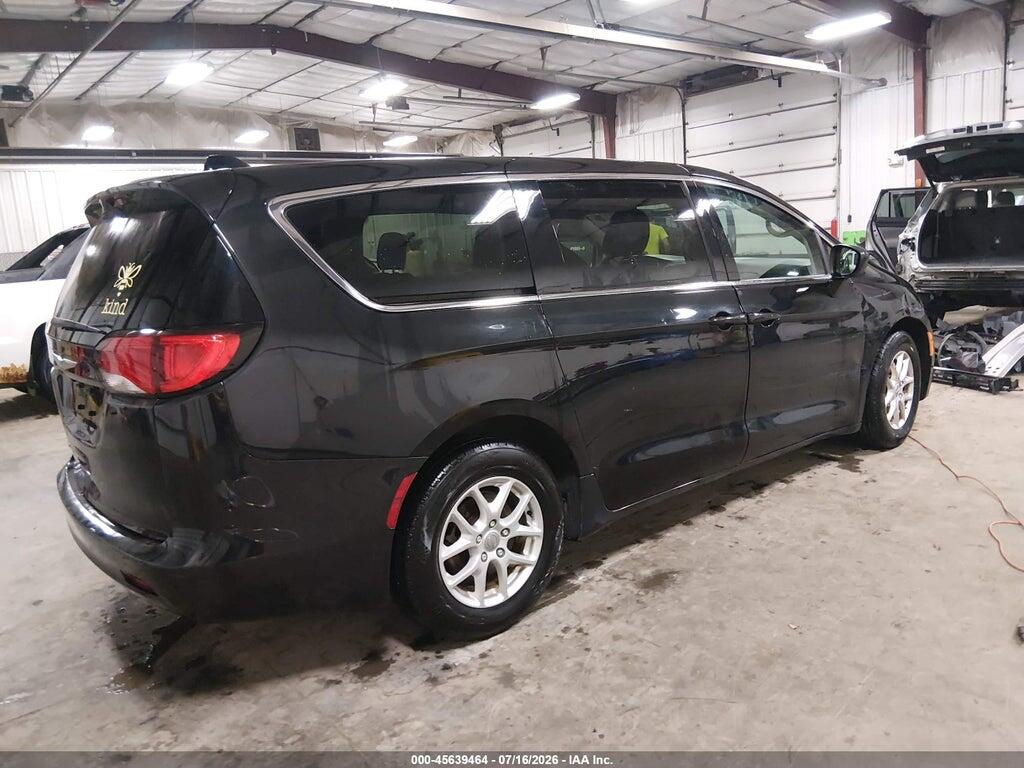 2C4RC1CGXLR146882 2020 CHRYSLER VOYAGER photo no. 4