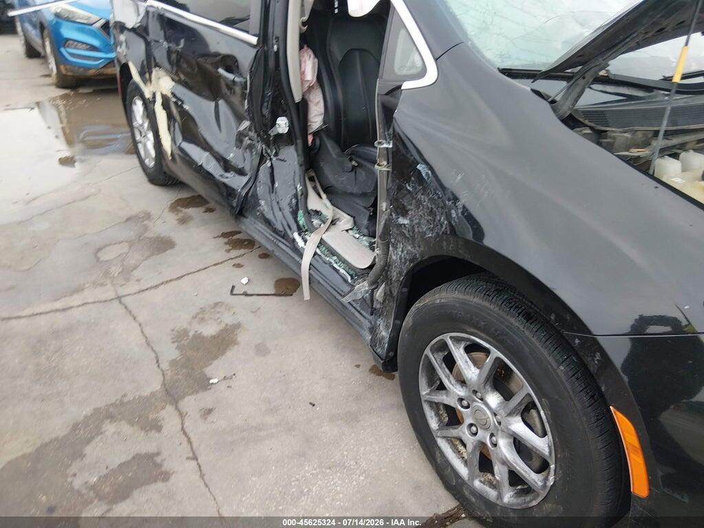 2C4RC1DG9LR266252 2020 CHRYSLER VOYAGER photo no. 6