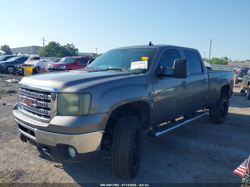 1GT121E83DF207987 2013 GMC SIERRA 2500HD photo no. 2