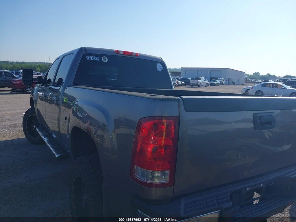 1GT121E83DF207987 2013 GMC SIERRA 2500HD photo no. 3