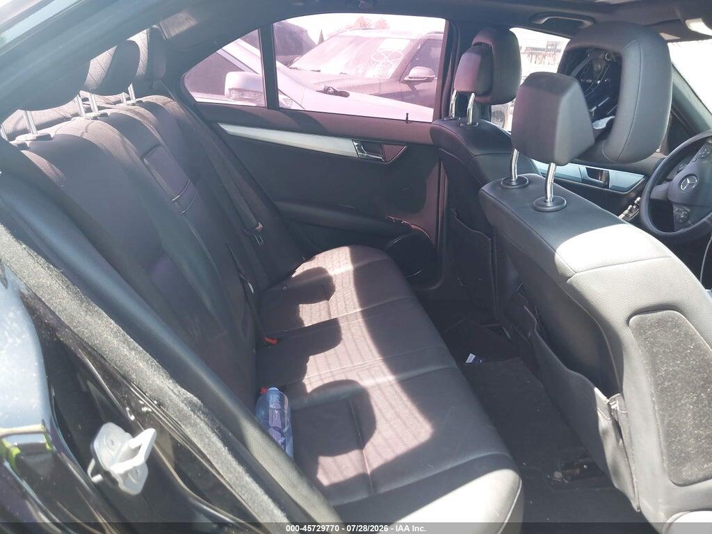 WDDGF5EB0AR109338 2010 MERCEDES-BENZ C 300 photo no. 8
