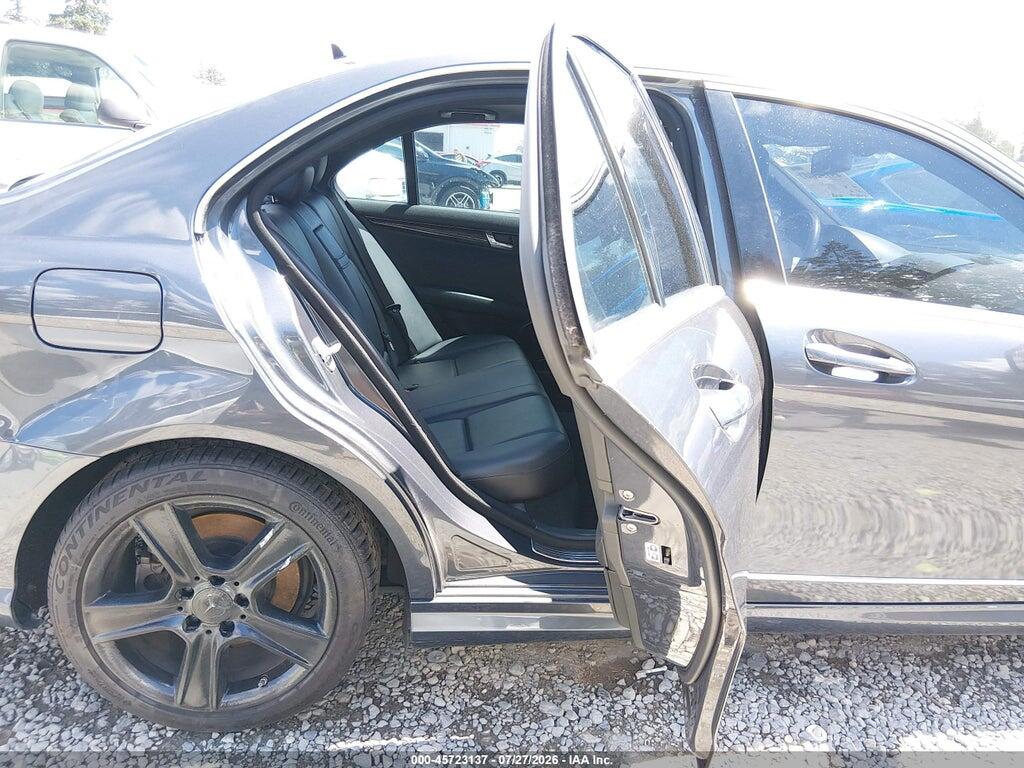 WDDGF8BB1AR115171 2010 MERCEDES-BENZ C 300 photo no. 8