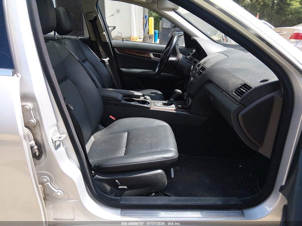 WDDGF8BB0AR111287 2010 MERCEDES-BENZ C 300 photo no. 5